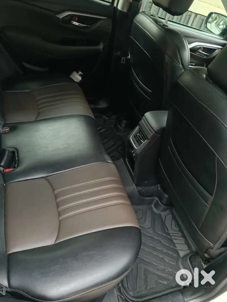 Toyota Urban Cruiser Hyryder 2024 Petrol Well Maintained
