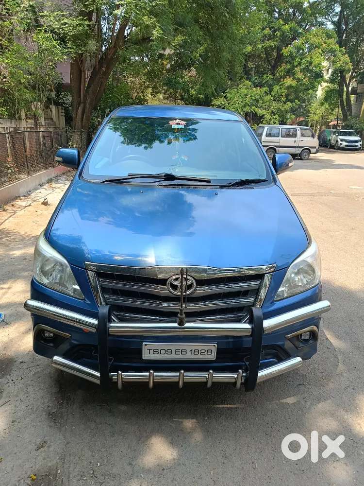 Innova 2.5 Z Top Model 2014 Showroom Condition 2 Key's Fully Loaded
