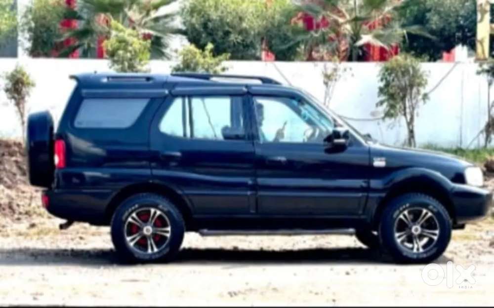 Tata Safari