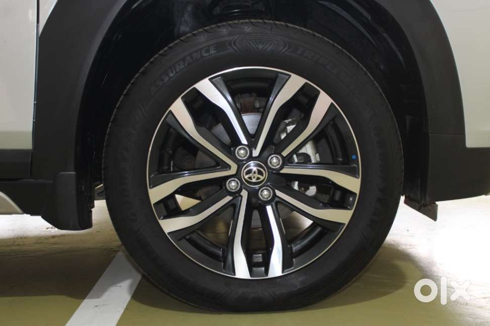 Toyota Urban Cruiser Taisor V 1.0 Petrol Mt, 2024, Petrol