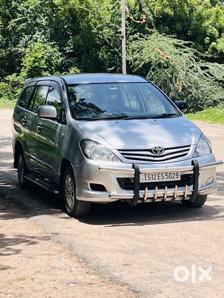 Toyota Innova, 2011, Diesel