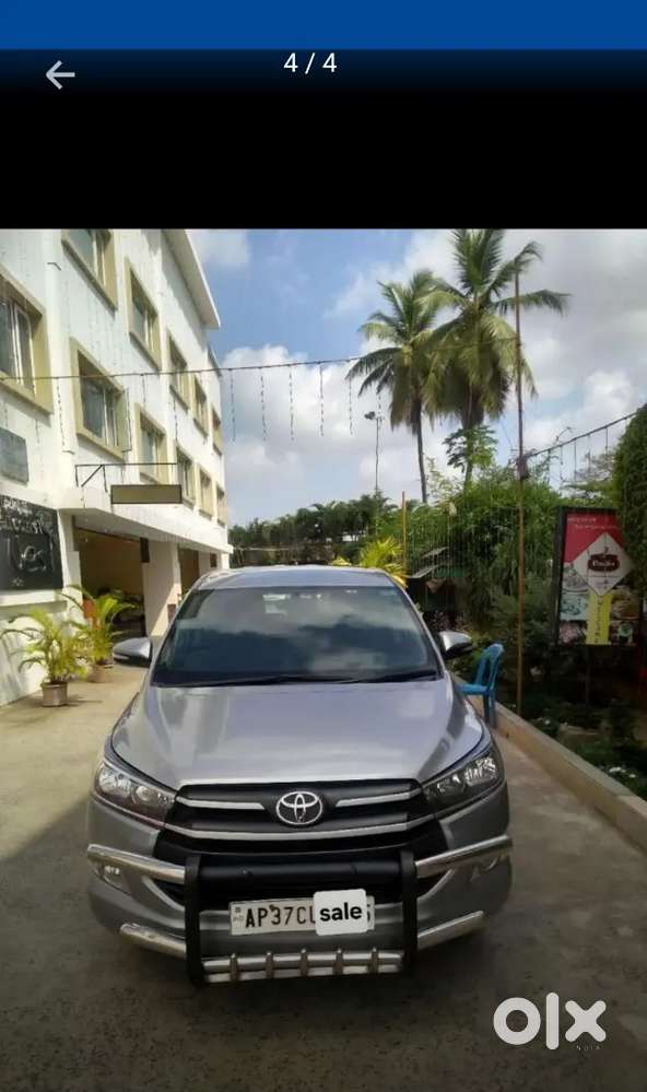 Toyota Innova Crysta 2017
