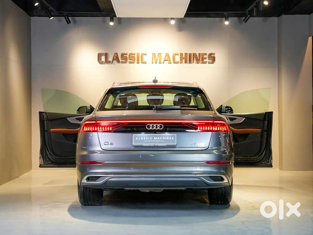 Audi Q8 3.0 Celebration Edition, 2021, Petrol