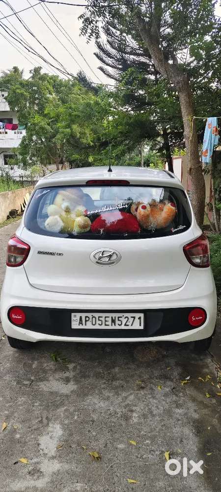 Hyundai Grand I10 2019 Petrol 68000 Km Driven..single Hand Used