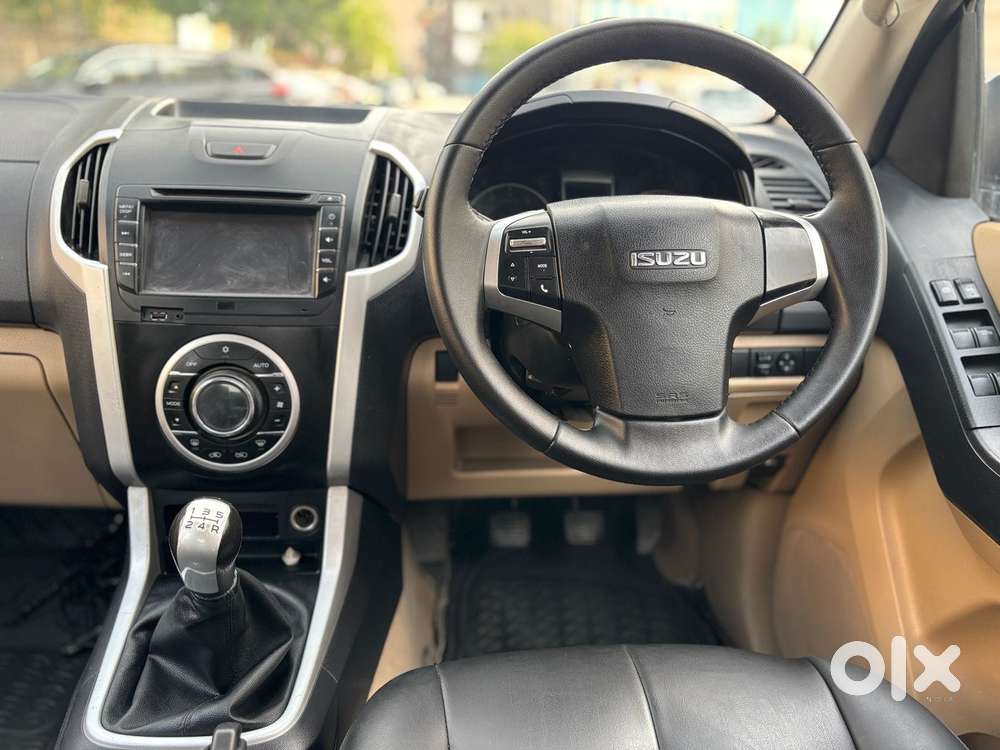Isuzu V-cross Z 4x4 Mt, 2018, Diesel