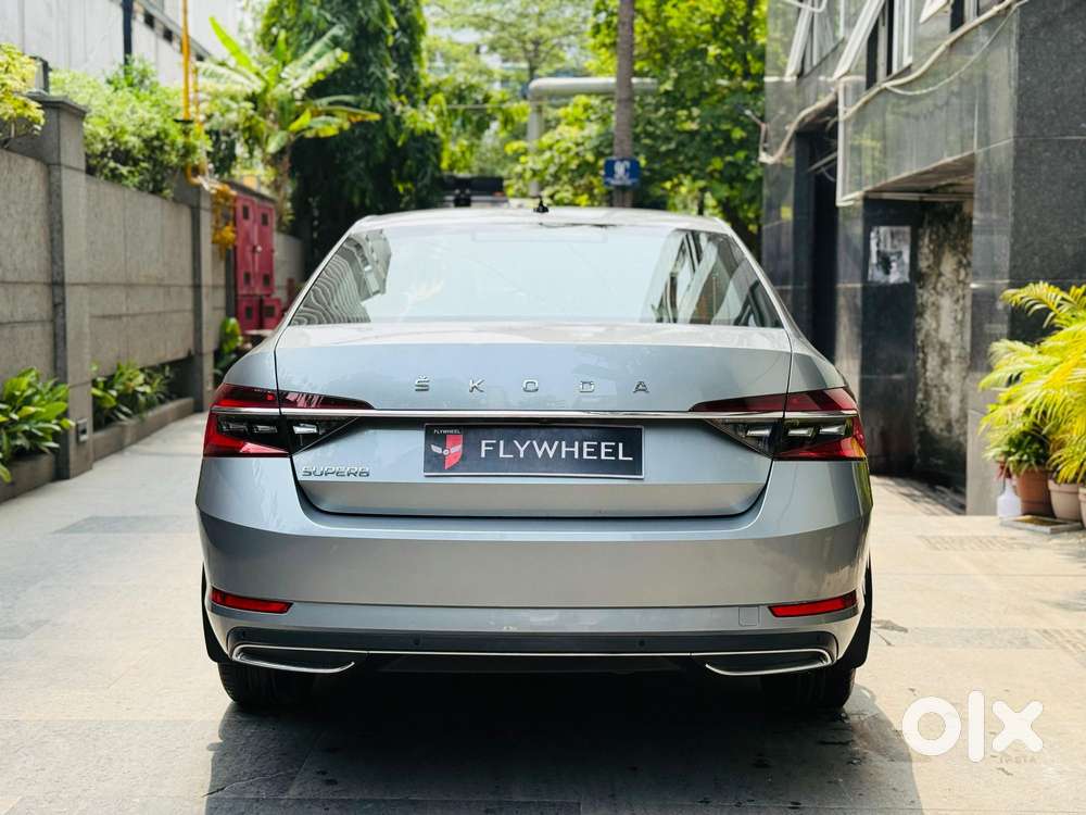Skoda Superb 2.0 Tsi At L&k, 2021, Petrol