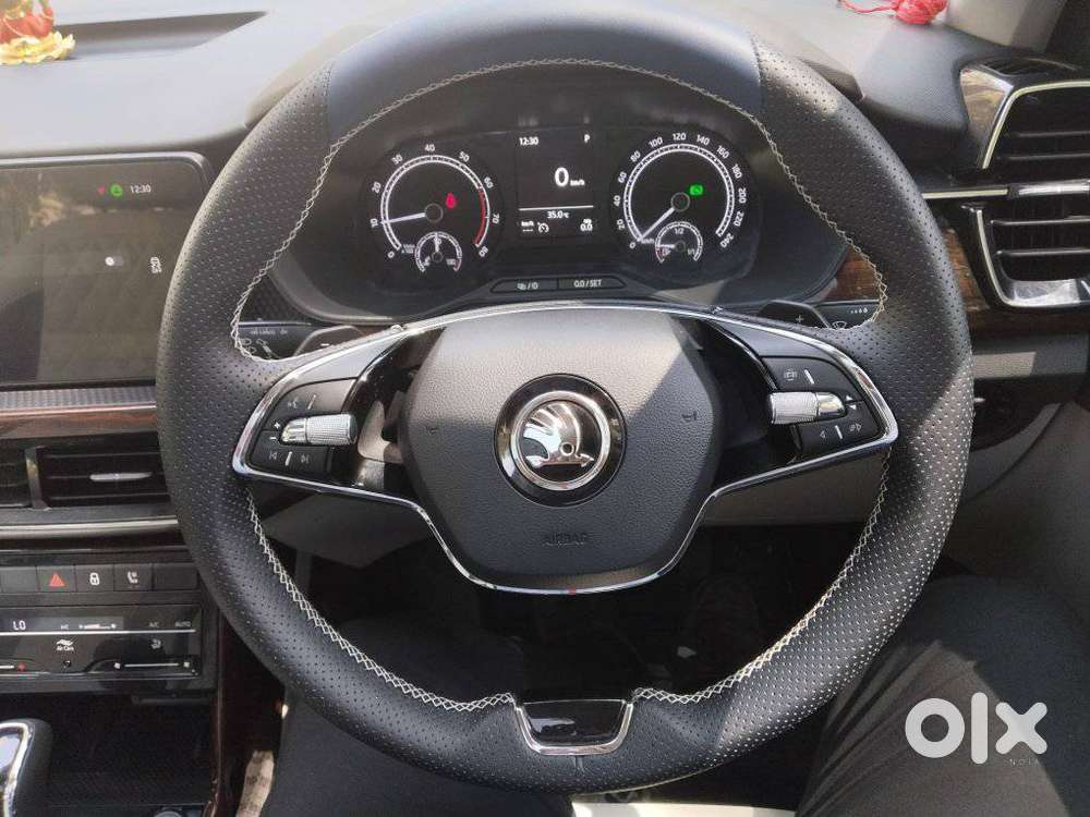 Skoda Kushaq 1.0 Tsi Style At, 2022, Petrol