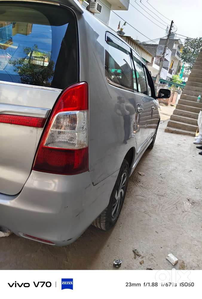 Toyota Innova 2.5 G (diesel) 7 Seater Bs Iv, 2015, Diesel