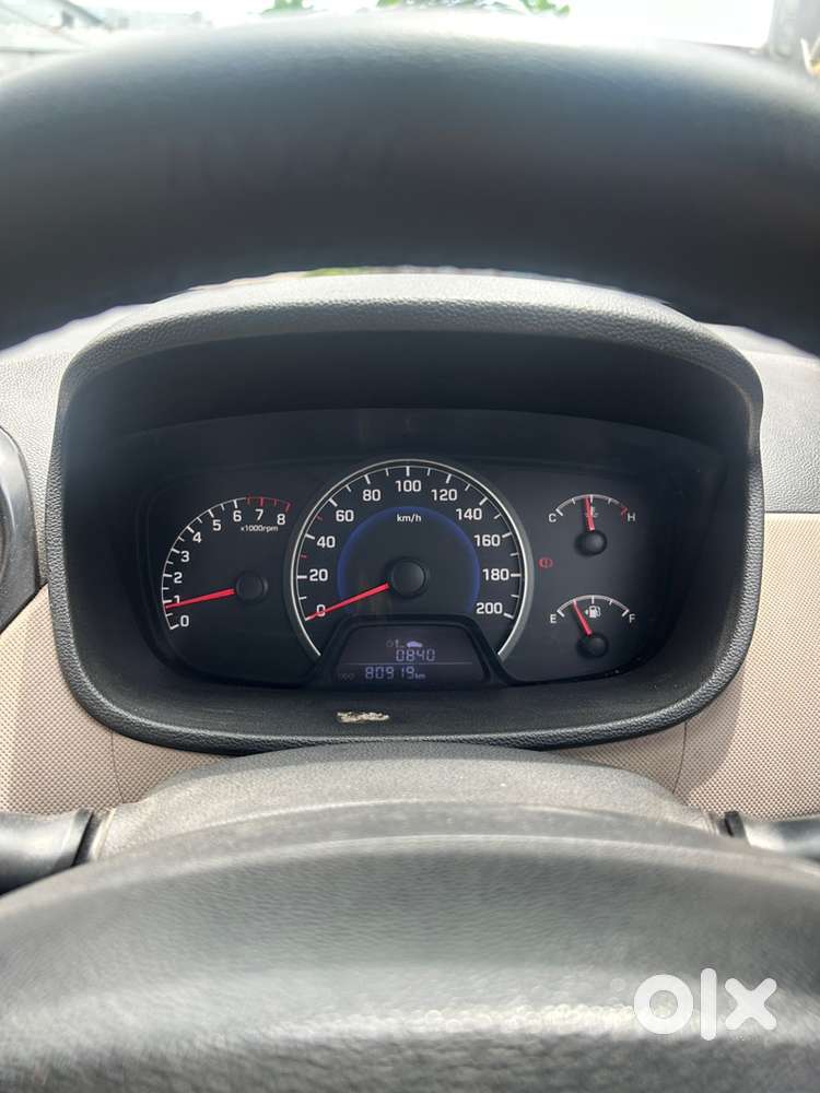 Army Drive Hyundai Grand I10 2016 Petrol Well Maintained