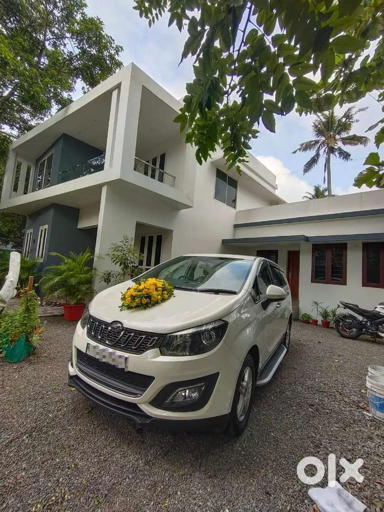 Mahindra Marazzo 2019 Diesel 130000 Km Driven