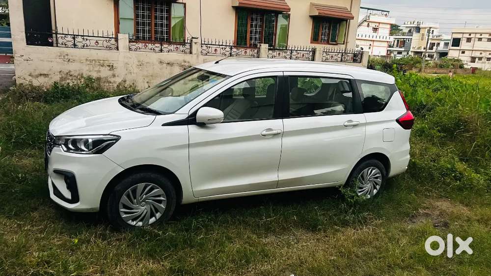 Maruti Suzuki Ertiga Vxi 2025