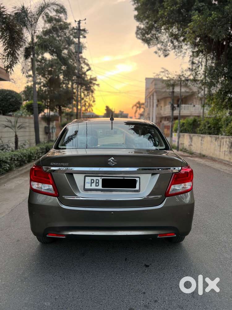 Maruti Suzuki Swift Dzire Vxi Optional, 2023, Petrol
