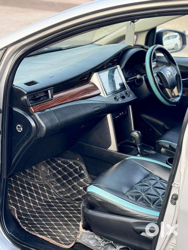 Toyota Innova Crysta 2.8 Zx At, 2016, Diesel