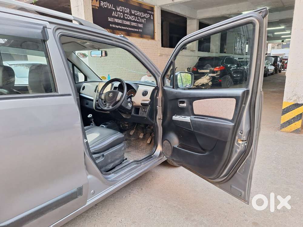 Maruti Suzuki Wagon R 1.2 Vxi, 2015, Petrol