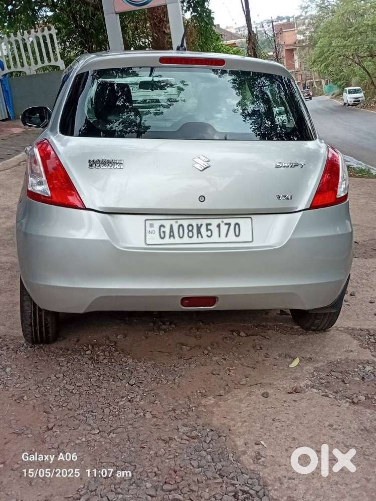Maruti Suzuki Swift 2011-2014 Vxi, 2013, Petrol