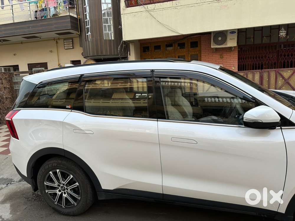 Mahindra Xuv700 Diesel Manual November 2022