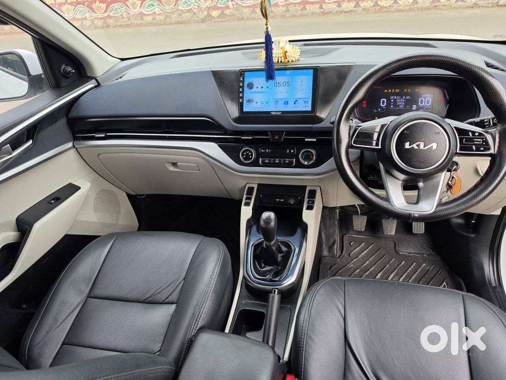 Kia Carens 1.5 Premium 7 Str, 2023, Diesel