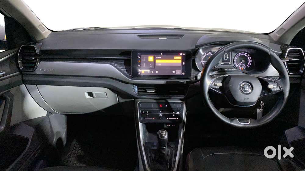 Skoda Kushaq 1.0 Tsi Ambition, 2022, Petrol