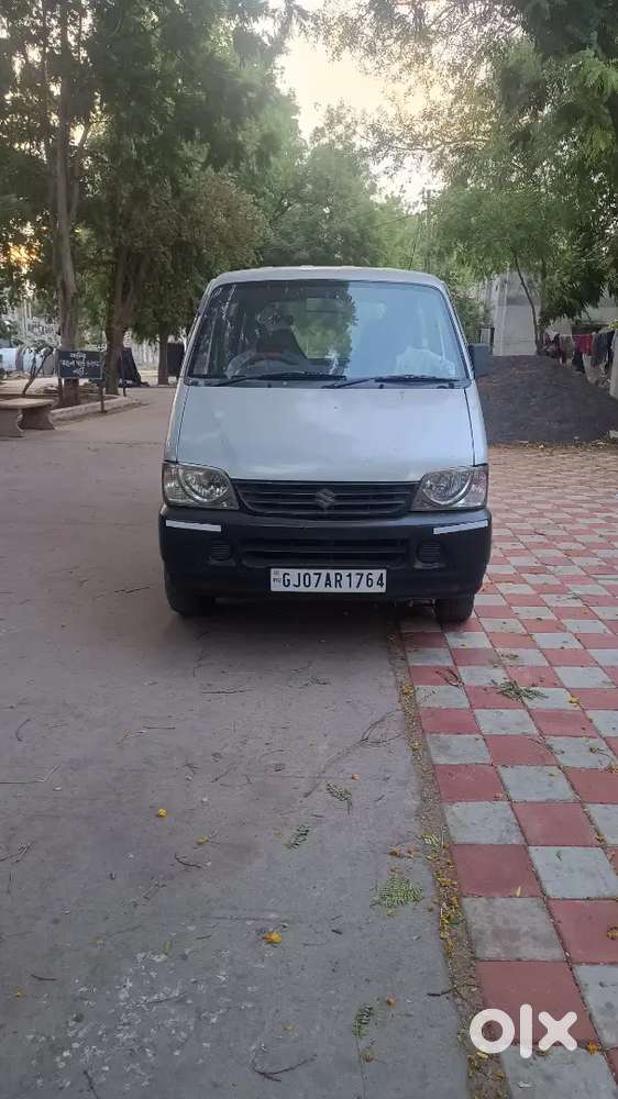Maruti Suzuki Eeco 2011 Cng