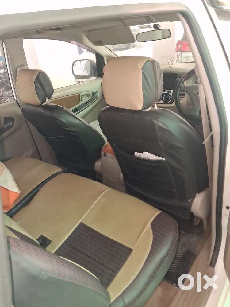 Toyota Innova 2010 Diesel Well Maintained
