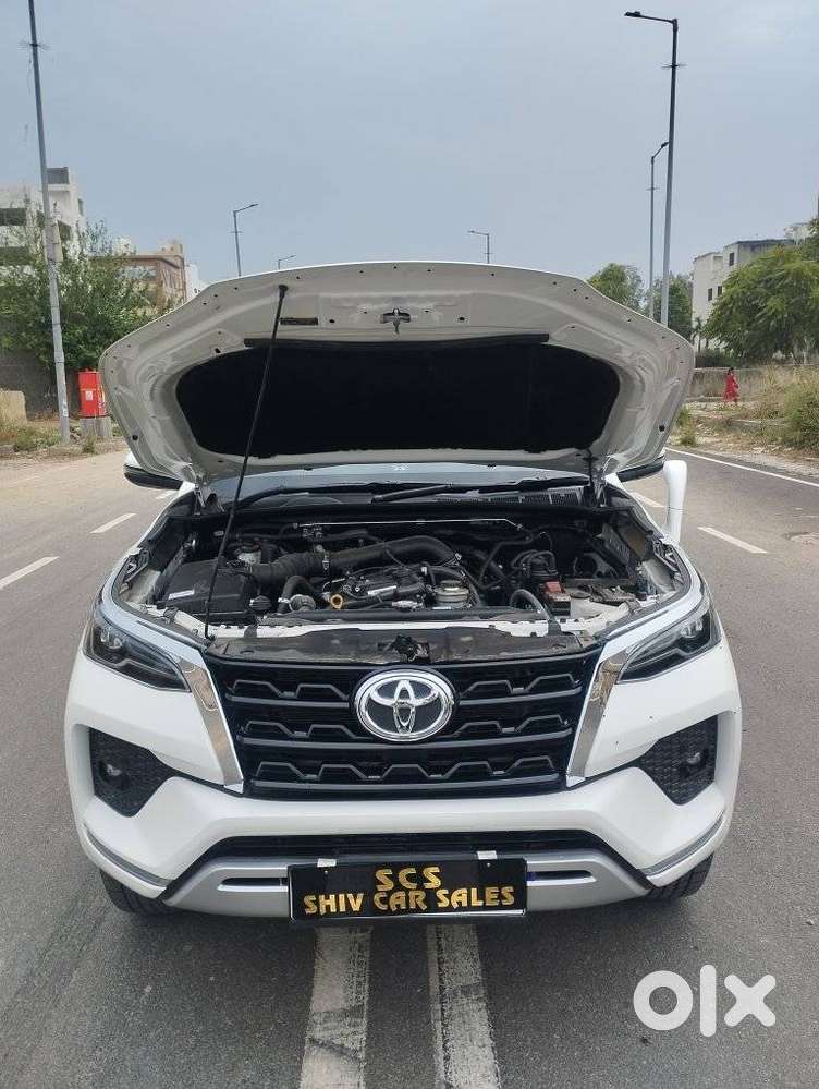 Toyota Fortuner 4x2 At 2.7 Petrol, 2026, Petrol