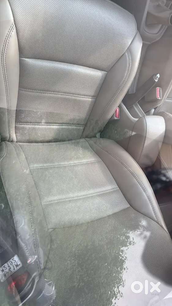 Maruti Suzuki Ertiga Zxi 2019