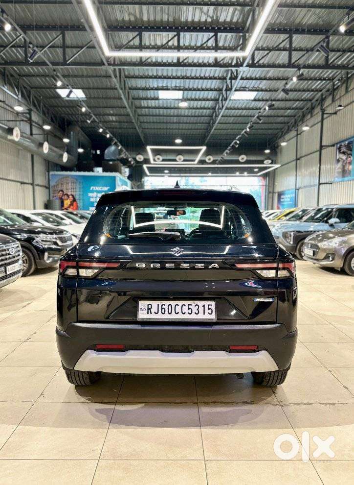 Maruti Suzuki Brezza 1.5 Zxi Plus Smart Hybrid, 2024, Cng & Hybrids