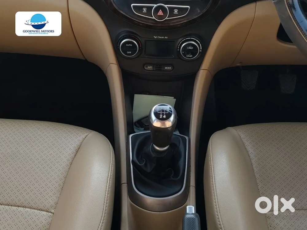Hyundai Verna 1.6 Vtvt Sx, 2017, Petrol