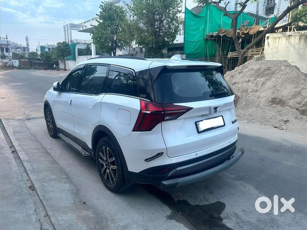 Mahindra Xuv700 2024 (oct) Diesel Ax7 Automatic 100% - Well Maintained