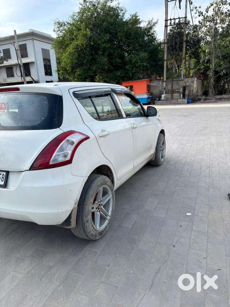 Maruti Suzuki Swift 3 Petrol 74880 Km Driven