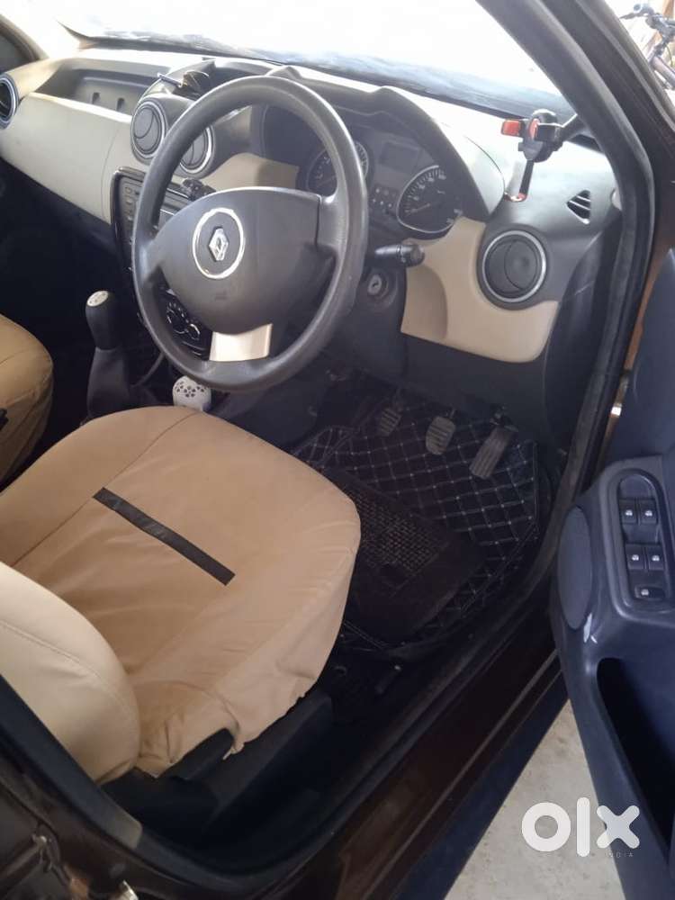 Renault Duster 2014 Petrol 460000 Km Driven