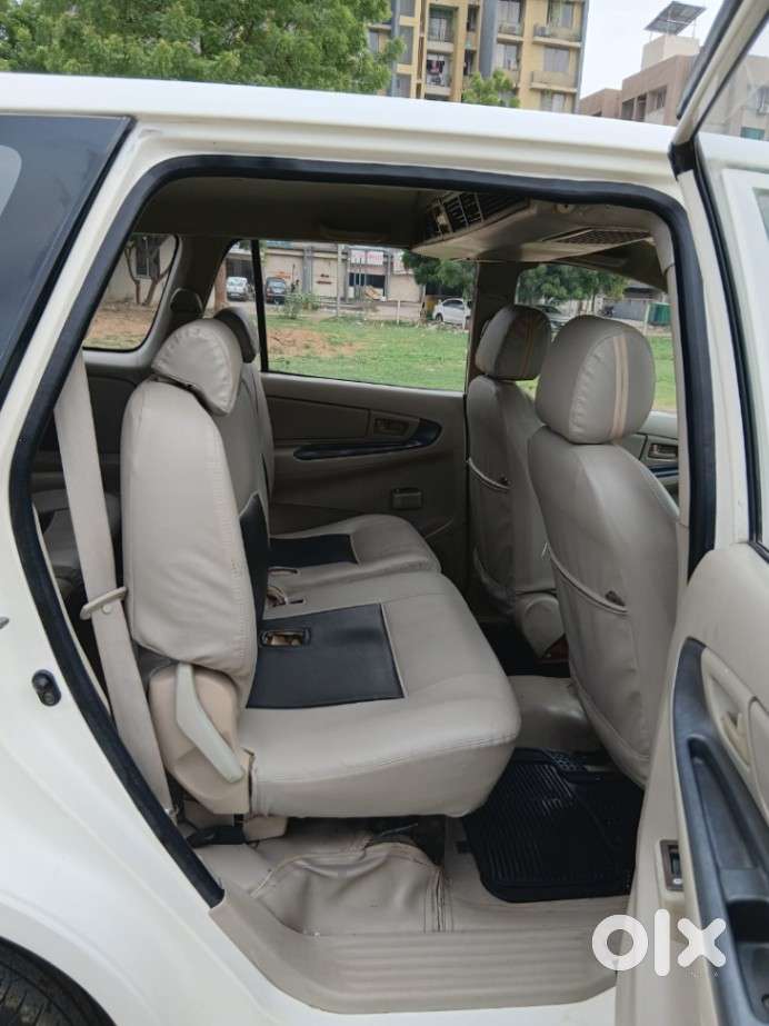 Toyota Innova 2.5 G (diesel) 7 Seater, 2014, Diesel