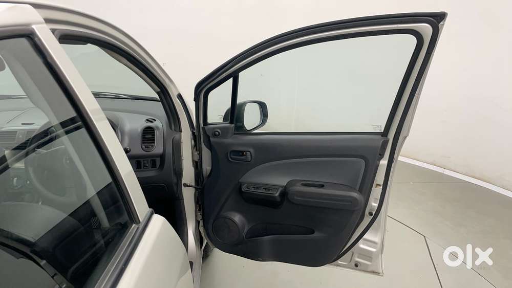 Maruti Suzuki Ritz Lxi, 2014, Petrol