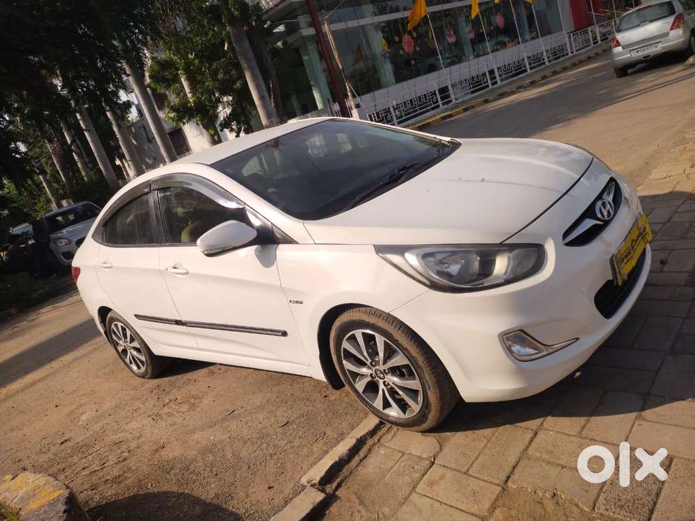 Hyundai Verna Fluidic 1.6 Crdi Sx, 2015, Diesel