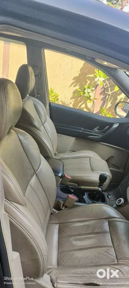 Mahindra Xuv500 2017 Diesel 72000 Km Driven