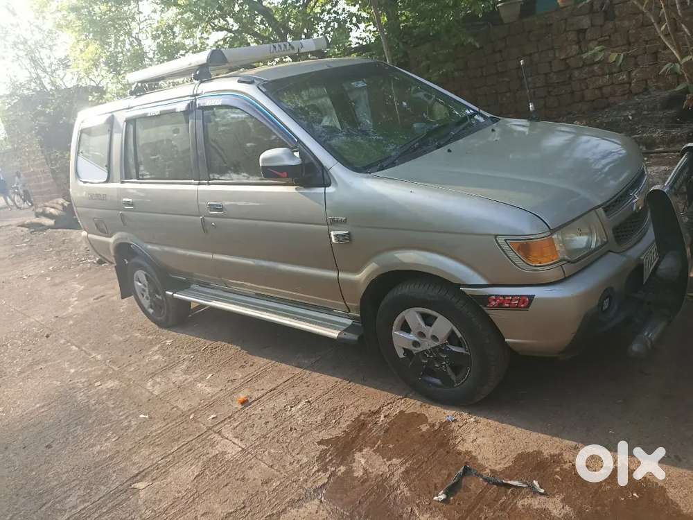 Chevrolet Tavera 2012
