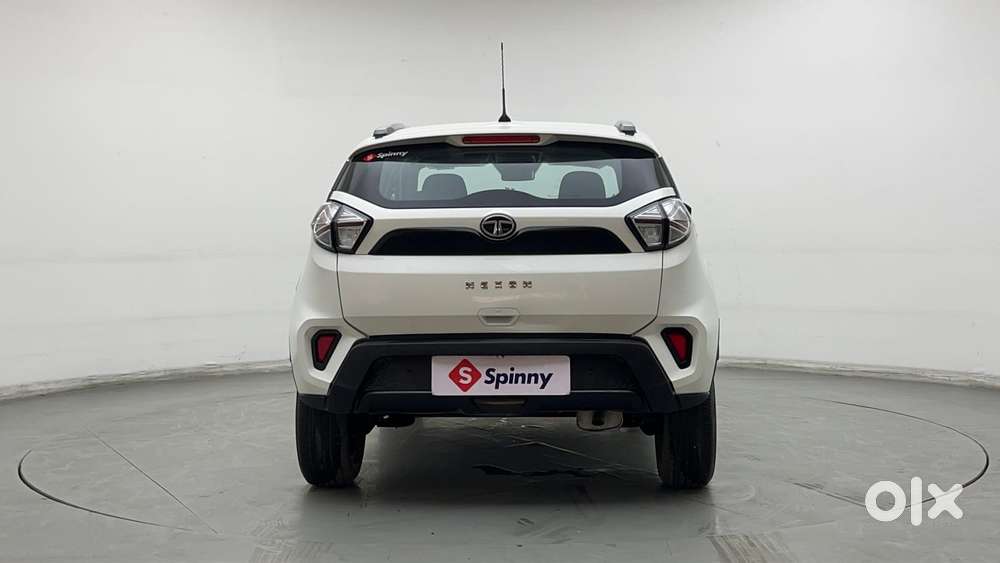 Tata Nexon 1.2 Revotron Xm (s), 2023, Petrol