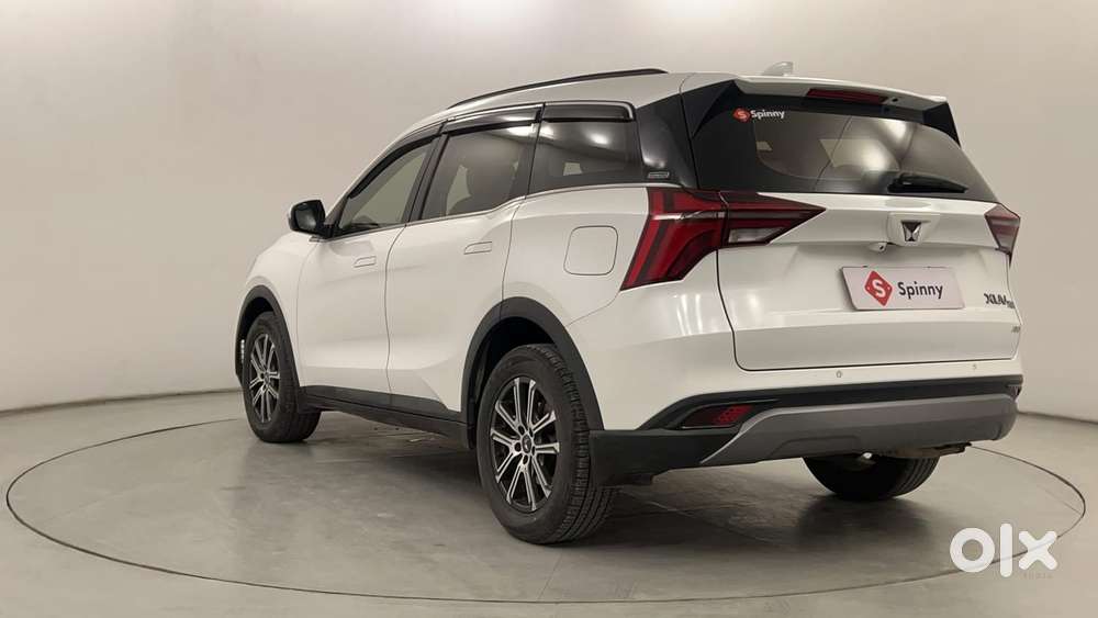 Mahindra Xuv700 2.0 Ax 7 Petrol At Str, 2022, Petrol