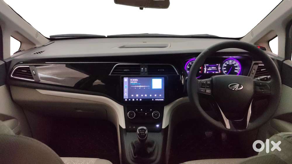 Mahindra Marazzo M6 8str, 2025, Diesel