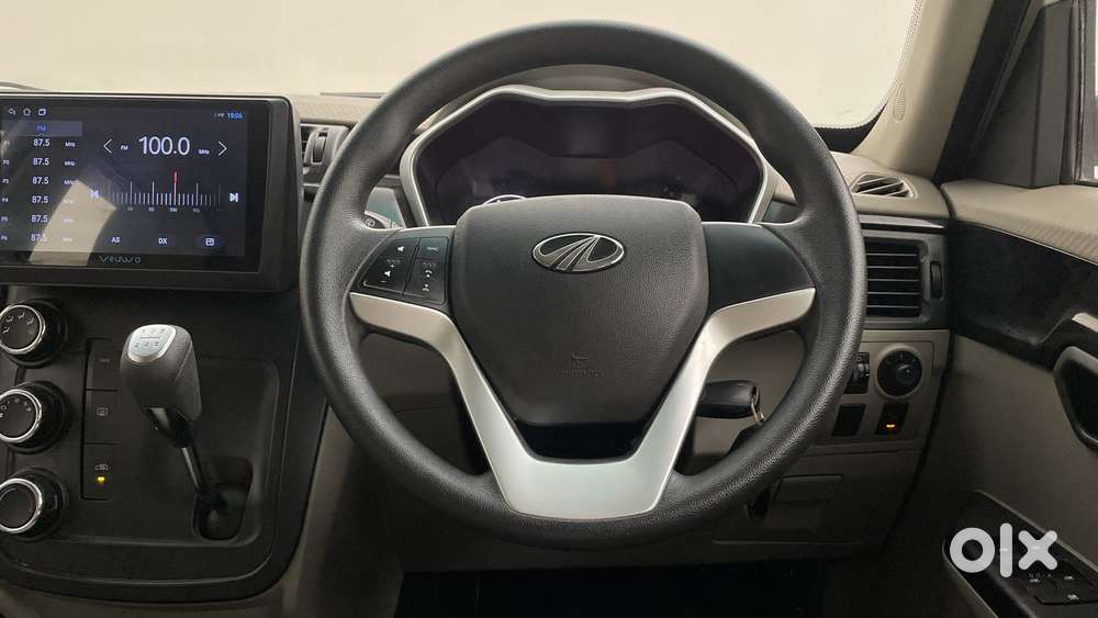 Mahindra Kuv 100 2016-2017 Mfalcon G80 K8, 2016, Petrol