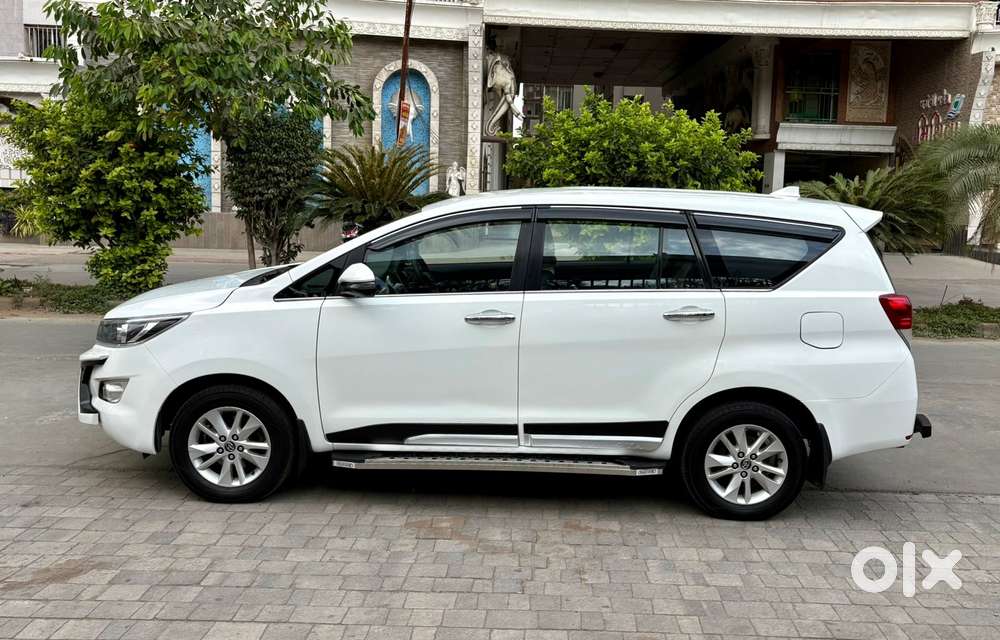 Toyota Innova Crysta 2.4 G Mt, 2019, Diesel
