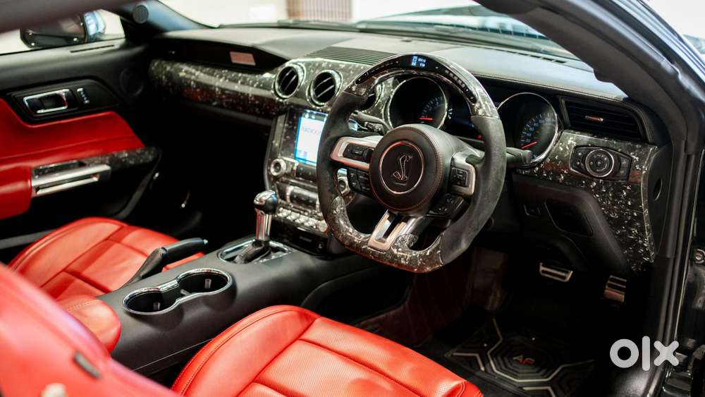 Ford Mustang V8, 2019, Petrol