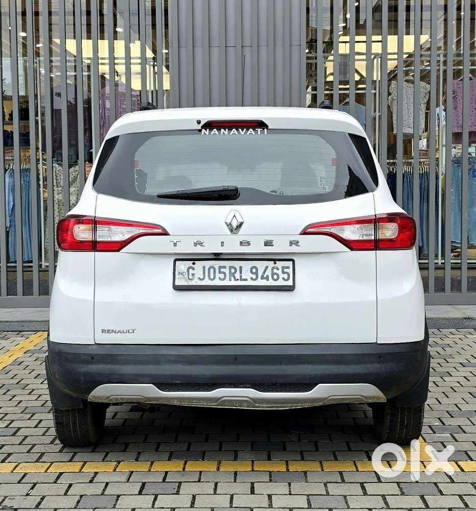 Renault Triber Rxz, 2021, Petrol