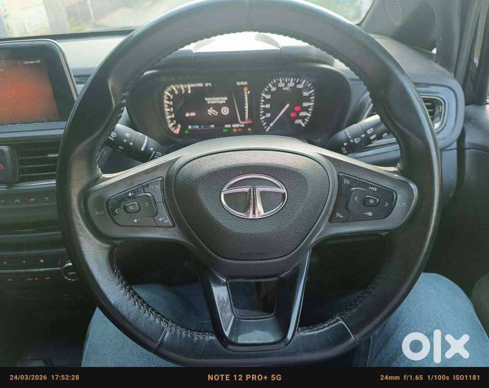 Tata Altroz 1.2 Xz Plus Dark Edition, 2023, Petrol