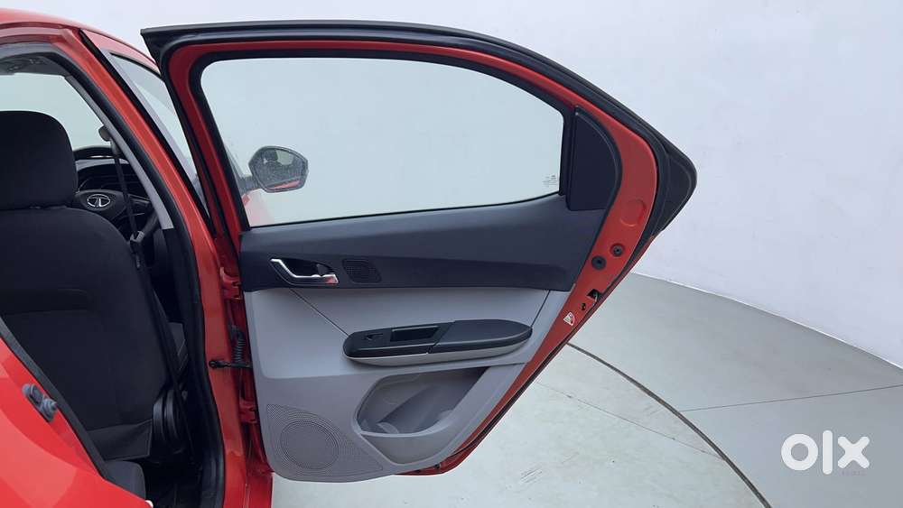 Tata Tiago Xza Plus, 2021, Petrol