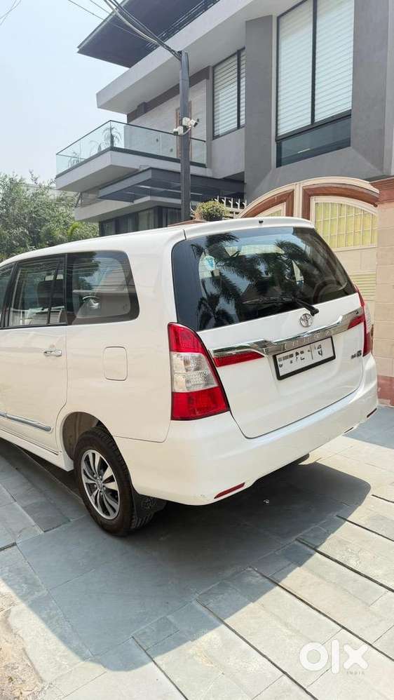 Toyota Innova 2016 Diesel Well Maintained