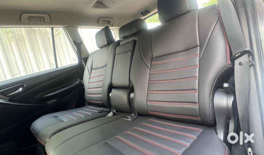 Toyota Innova Crysta 2.4 G Mt 7 Str, 2019, Diesel