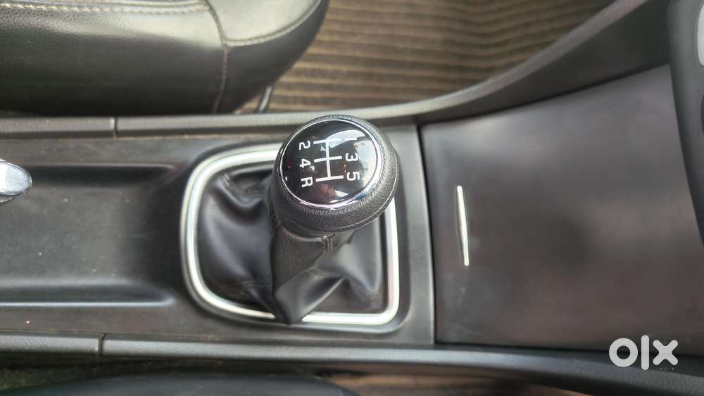 Maruti Suzuki Ciaz 1.3 Rs Zdi Plus Shvs, 2017, Diesel