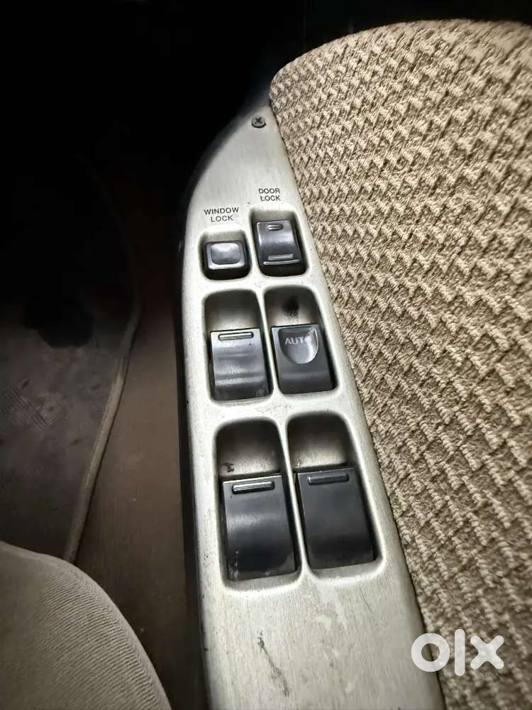 Maruti Suzuki Esteem Vxi 2005 Petrol