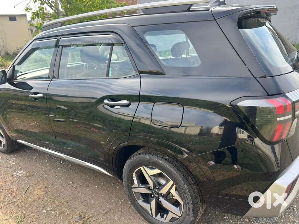 Hyundai Alcazar 2025 Diesel 8000 Km Driven